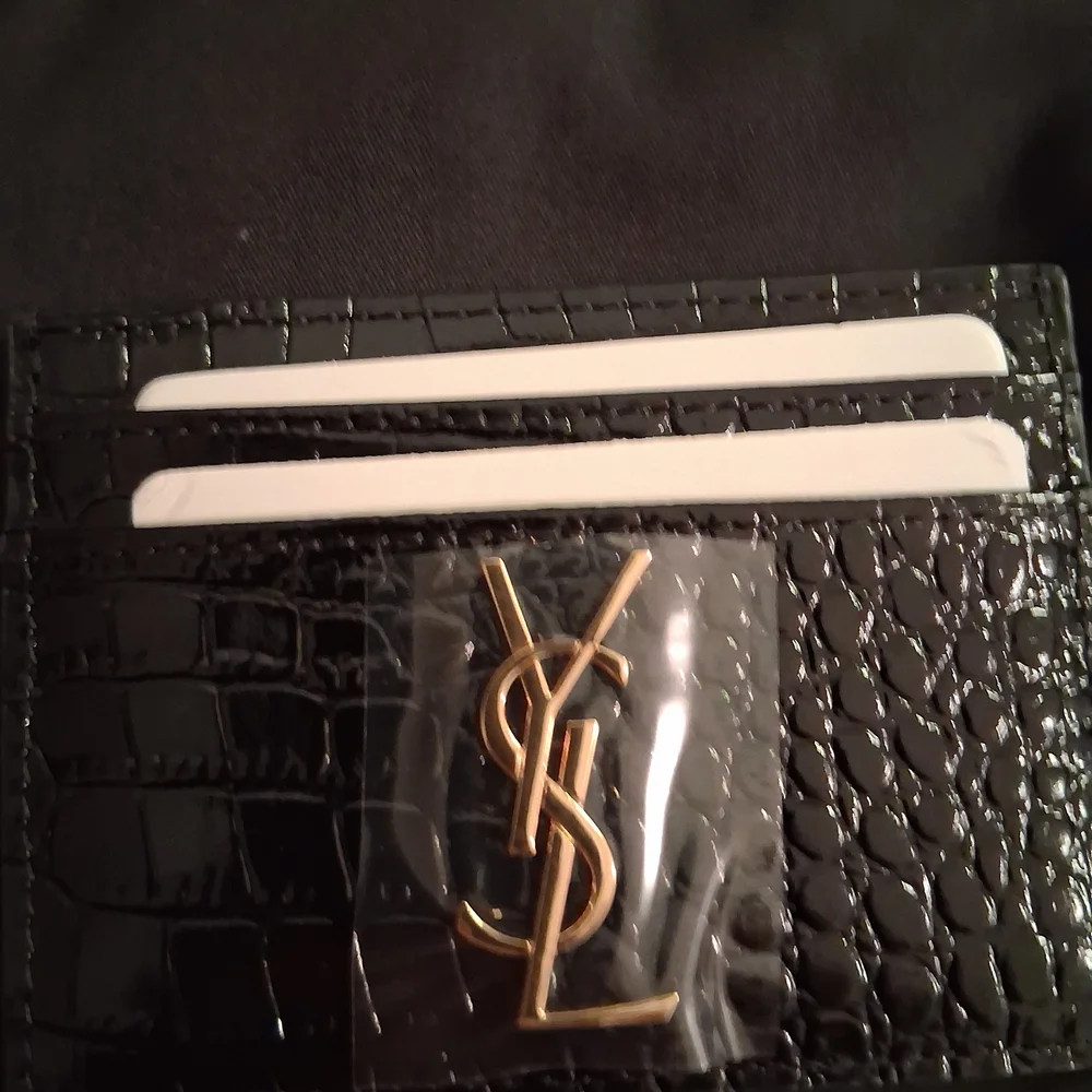 Saint Laurent Croc-Embossed Black Card Holder - Picture 2 of 6